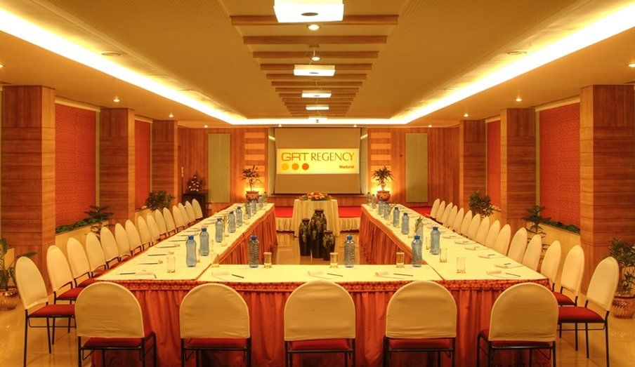 Hotel Regency By Grt 3*